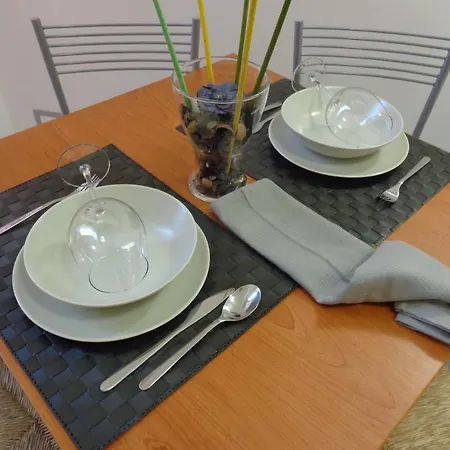 Zinola Apartment